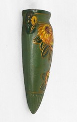Wall Pocket Older Pottery Maker Unknown To Seller (8″ Long)