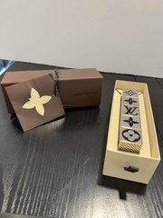 Authentic Louis Vuitton Mono Metal Dice Cube Game Set Original Box Rare collect