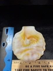 4-AKRO AGATE SLAG GLASS CLAM SHELL TRINKET DISHES IN FOUR DIFFERENT COLORS