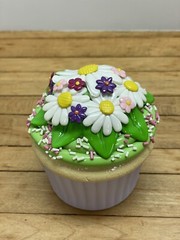 CERAMIC CUPCAKES – 2 pcs. – PERFECT CONDITION – FLORAL DESIGNS