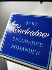 Nos Avon 1972 Cockatoo Decorating Pomander Original packaging