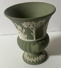 Jasper Ware Wedgewood Green 3.375 ” Mini Vase w/ Urn Handles Made in England