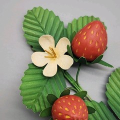 Tole Strawberry Fruit Wall Hook Toleware White Flower Farmhouse Cottagecore 8″