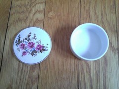 Small Porcelain Jewelry Trinket Box Roses Flowers Round Leart Brazil Collectible