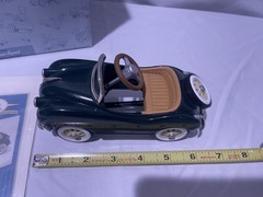Hallmark Kiddie Car Classic 1949 Gillham Sport Includes Golf Clubs accessory