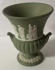 Jasper Ware Wedgewood Green 3.375 ” Mini Vase w/ Urn Handles Made in England