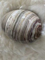 Marble Alabaster Carved Polished Egg Stripey Art Decor Paperweight 3″ Long
