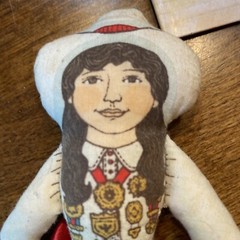 Hallmark/ Annie Oakley collectible doll/1979
