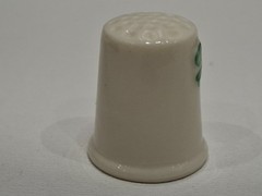 Belleek Ireland Shamrock Porcelain Thimble Vintage 7th Brown Mark Collectible
