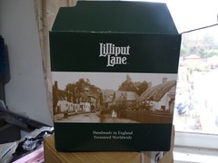 Rare Lilliput Lane – The Nineteenth – L2409 in original packaging