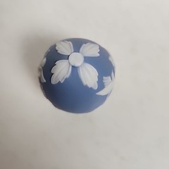 VTG PARIAN STYLE EGG Franklin Mint Collector’s Treasury Wedgewood Blue White