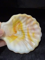 4-AKRO AGATE SLAG GLASS CLAM SHELL TRINKET DISHES IN FOUR DIFFERENT COLORS