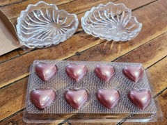 NOS Avon Hearts from the Heart Bath Pearls w Lead Crystal Covered Dish Unused