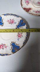 Lot of 2 teacups and 2 saucers of Lady Elizabeth Hudson & Middleton Ltd 1980’s