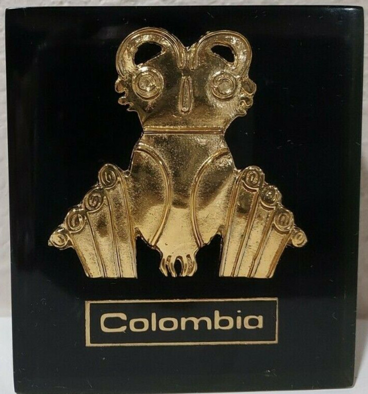 Quimbaya 24K GP Reproduction Colombia Figure Lucite Paperweight