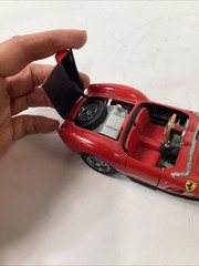 Danbury Mint 1958 FERRARI 250 TESTA ROSSA 1:24 Precision