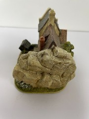 Lilliput Lane “Ye Olde Trip to Jerusalem” – The British Collection (Code L2641)