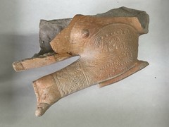 RARE PRE-COLUMBIAN JAMA-COAQUE HUMAN EFFIGY ENGRAVED CLAY FIGURE FROM ECUADOR