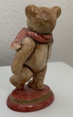 HALCYON DAYS Teddy Bear of the Year 1994 – with scarf