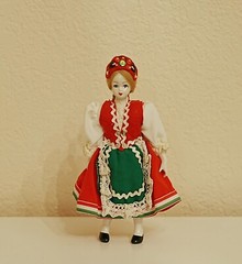 Set of 11 Unknown Vintage Dolls