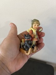 Vtg 2000 Hummel Goebel Sleigh Ride For Pup Christmas Ornament Figurine EXCELLENT
