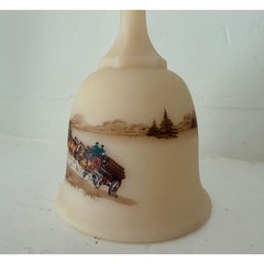 Fenton Art Glass Budweiser Clydesdales Bell 8 Horse Hitch Custard Satin 1980s