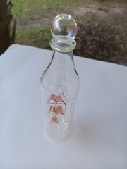 VTG MAYFLOWER GLASS WITH SMALL SHIP INSIDE A BOTTLE BRITAIN