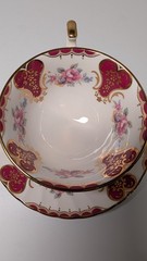 Lot of 2 teacups and 2 saucers of Lady Elizabeth Hudson & Middleton Ltd 1980’s