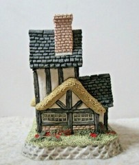 David Winter – The Cartwright’s Cottage – In excellent condition, in box.