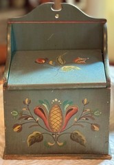 VINTAGE HAND CRAFTED NORWEIGEN ROSEMALING PAINTED WALL BOX, LATE 19TH C, EUC