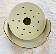 Vtg T & V Limoges France Footed Butter &Cheese Bowl Handpainted Roses Gold Gild