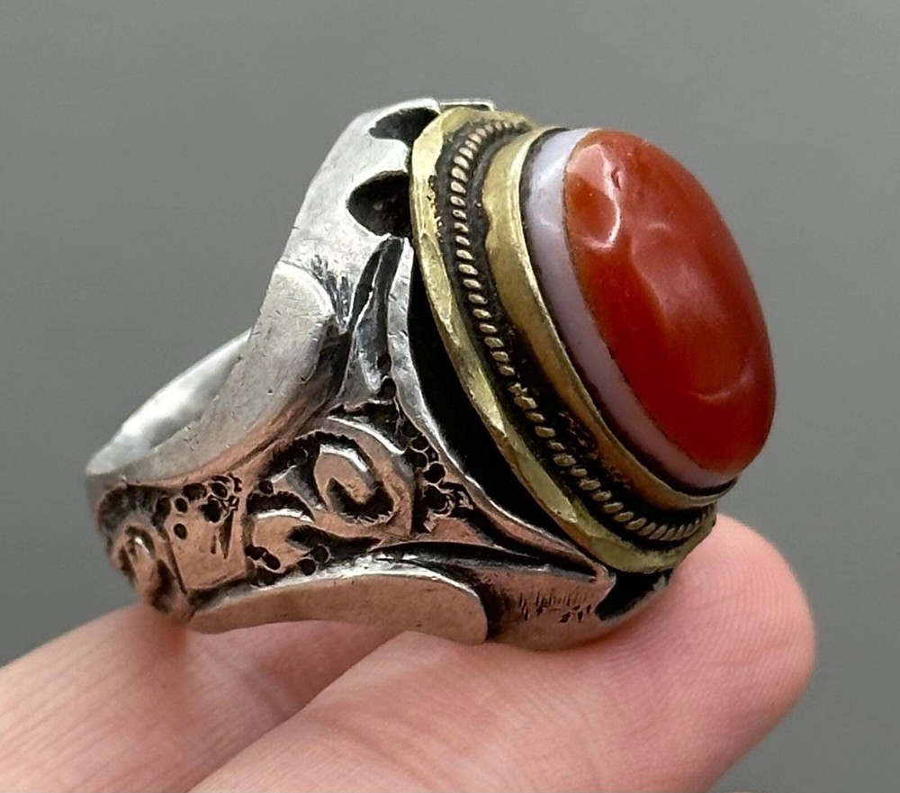 Afghanistan Wonderful old Lucky Eye Agate stone solid Silver Rare unique Ring
