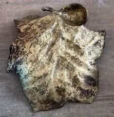 Vintage Gilt Gold Cast Metal Embossed Fig Fruit Leaf Shaped Trinket Dish Bowl