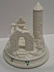 Belleek Devenish Round Tower Centrepiece ~ Millennium 2000 Collection Pristine