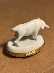 France Limoges White Bull Trinket Box Peint Main Authentic Limoge