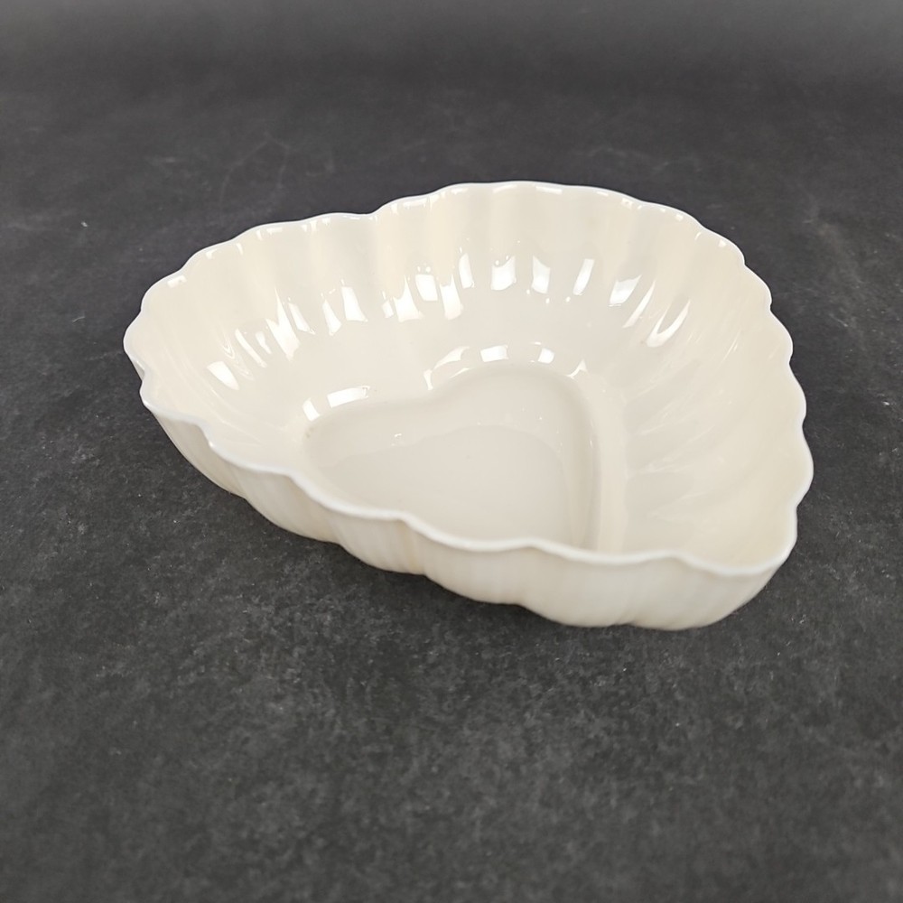 Vintage Belleek Ireland Heart ShapedServing Dish Scalloped Edge Pottery