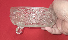Vintage – AVON 3 Footed Clear Glass Candy Dish/Bowl Without Lid 5.5″ Diameter