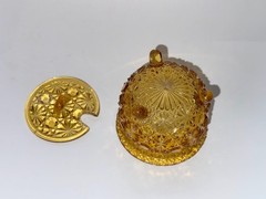 EAPG Glass 3 Footed Bowl Amber Daisy & Button Cauldron Dish with lid 3” VTG