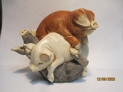 Harmony Kingdom A Love Supreme Pigs RW CC Redemption UK Made