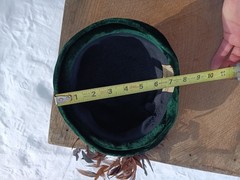 Antique Edwardian Green Velvet With Peacock Feathers Women’s Hat