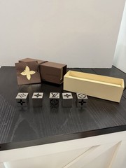 Authentic Louis Vuitton Mono Metal Dice Cube Game Set Original Box Rare collect