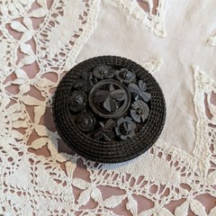 Antique Jet Brooch 19thC England Victorian Black Jewelry 3.6cm Used