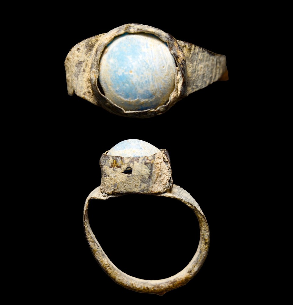 Ancient Roman Bronze Ring – Authentic Near Eastern Artifact – Size 1 Antiquity