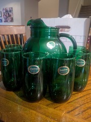 Anchor Hocking Vintage Emerald Green Pitcher & Glass Set. Made In USA