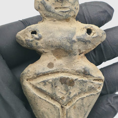 Ancient Mother Goddess Stone Idol – 2000 BC Fertility Worshiper Venus Figure