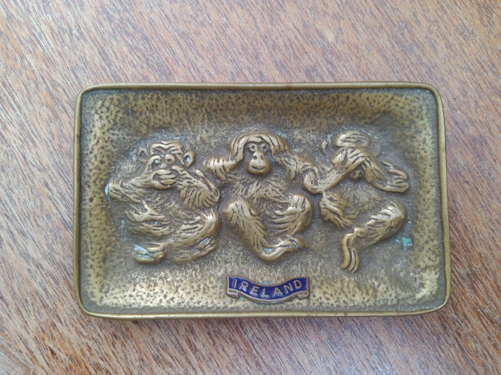Small Brass Trinket dish *See, Speak, Hear No Evil Monkeys*◾Enamel Ireland Mark