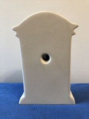 Watervale Parian China Quartz Clock Porcelain Shammrocks – Works
