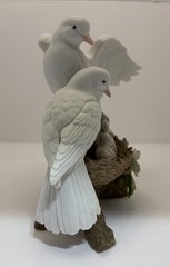Homco Classic Porcelain Nature’s Promise 1993 Bird Figurine Home Interiors 9192