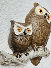 Vintage 1977 Mom + Baby Owl Wall Hanging Burwood Products Co Hard Plastic MCM