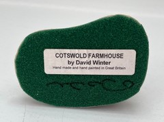 SIGNED David Winter DISPLAY COLLECTION: Cotswold Farmhouse Tiny Series